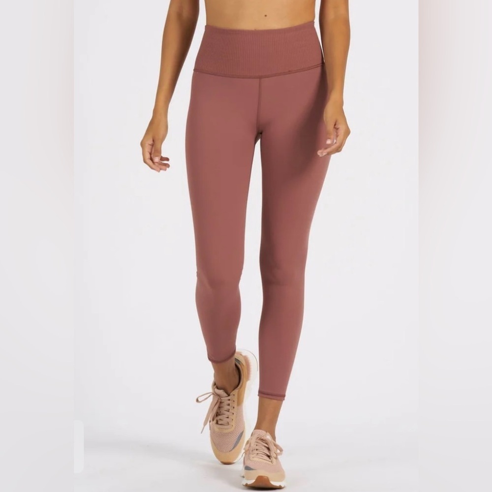 Vuori High-Waist Ribbed Waistband Leggings in Mauve